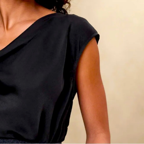 NWT BANANA REPUBLIC COWL-NECK TOP - Picture 2 of 5